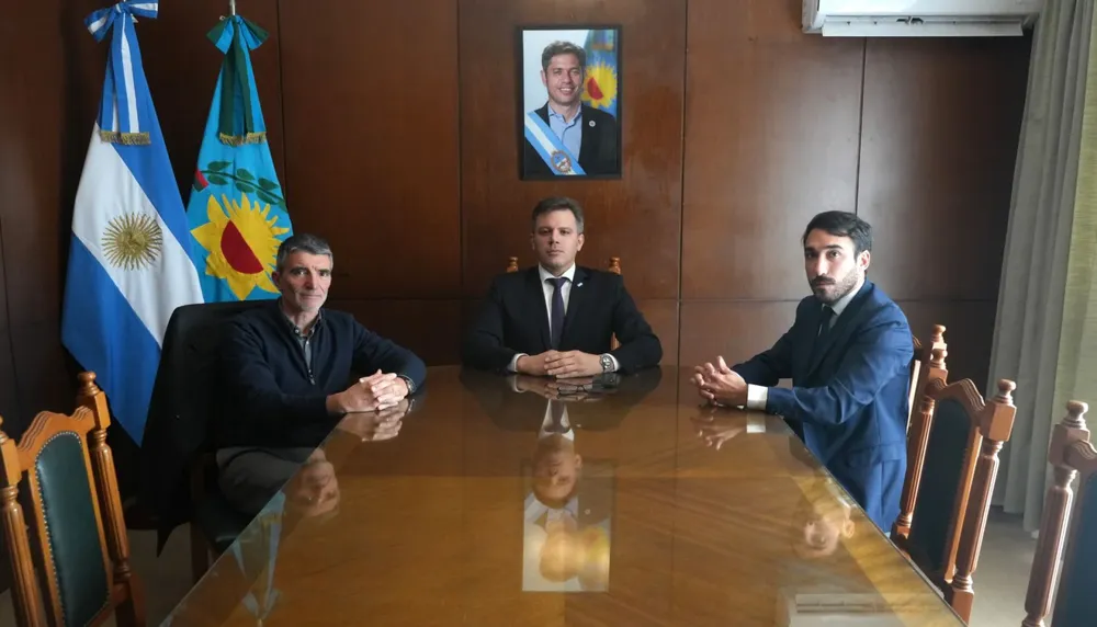 En julio, Pedro Fernández se reunió con el Asesor General de Gobierno Pérez Teruel y el jefe de Gabinete Zannini.