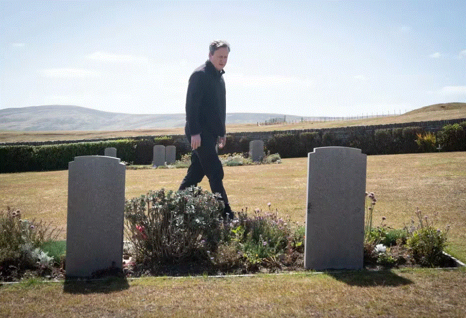 Cameron en las Malvinas.