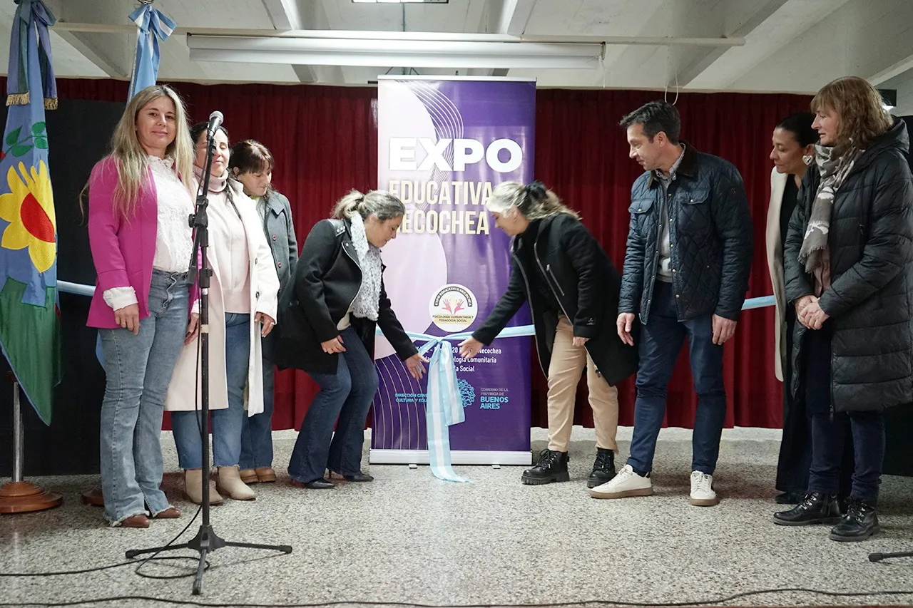 Con la presencia del Intendente se dio inicio a la Expo Educativa 2025