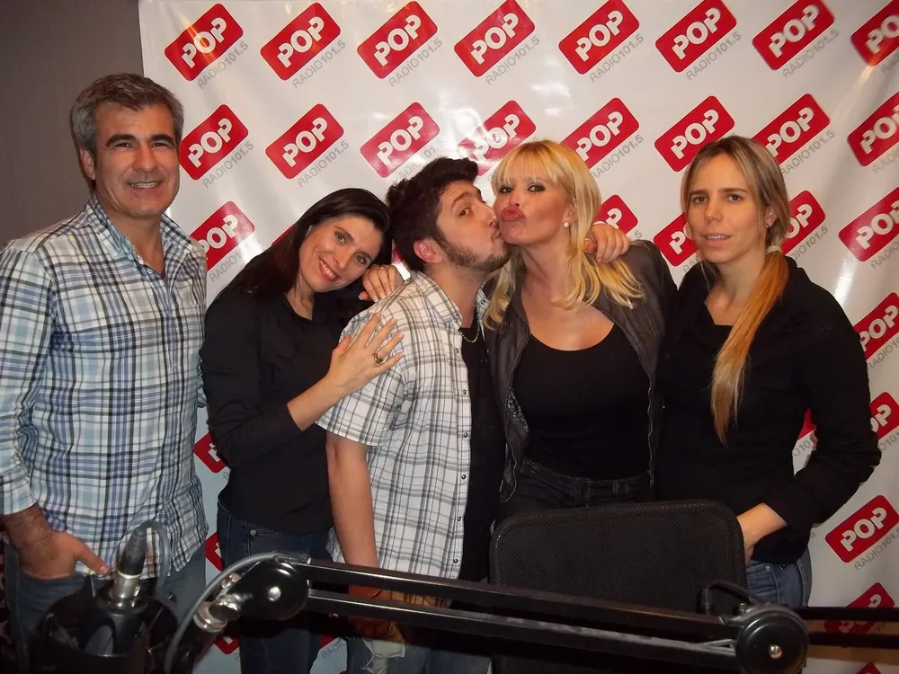 nazarena velez y jey mammon 