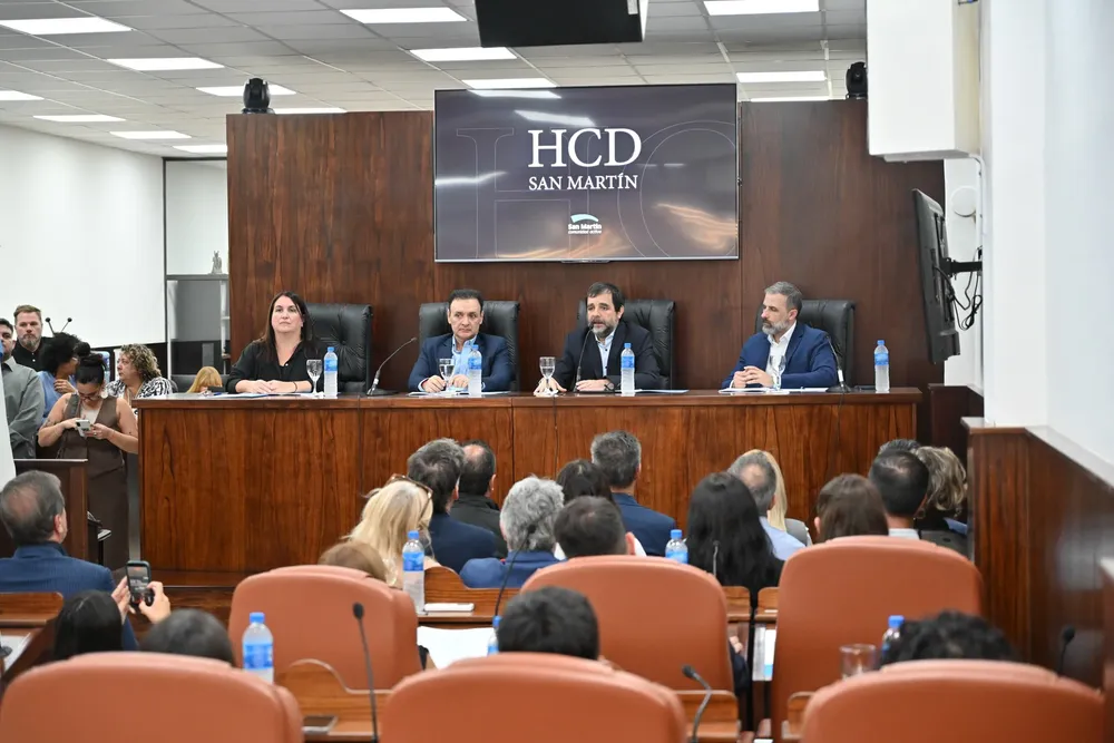 Fernando Moreira inauguró el 142° período de sesiones ordinarias en San Martín  2