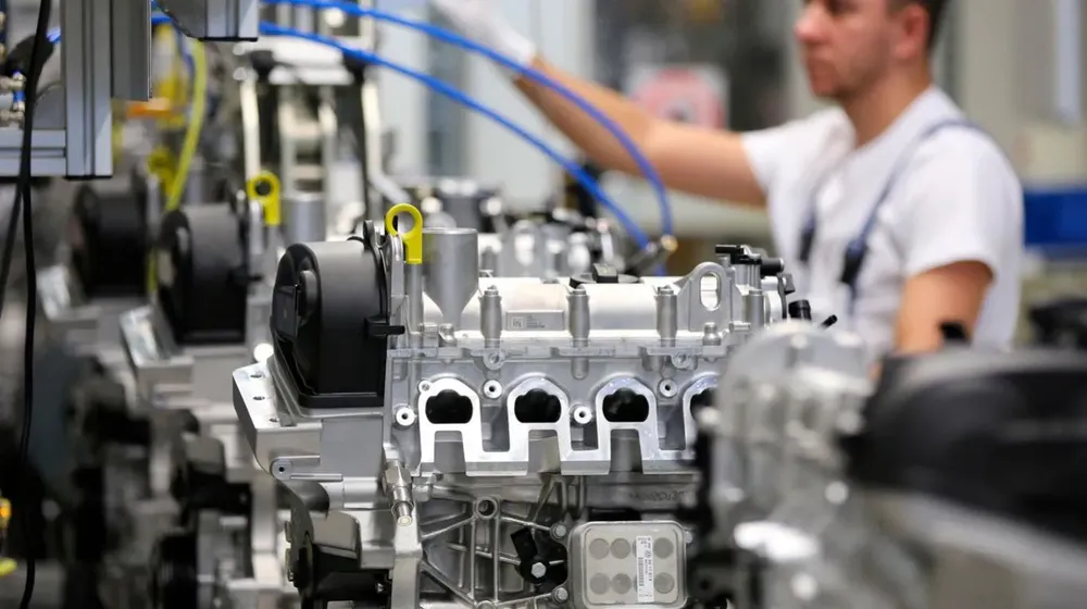 Industria automotriz. Sigue cayendo la actividad industrial.