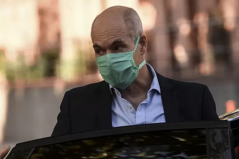 El Gobierno porteño vuelve a defender el uso de las Taser y evalúa un procedimiento para comprarlas