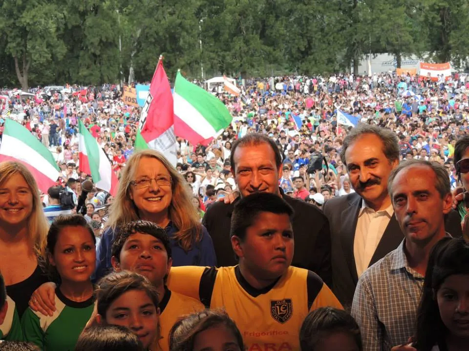 Junto a Alicia Kirchner en los piletones de Ezeiza año 2013