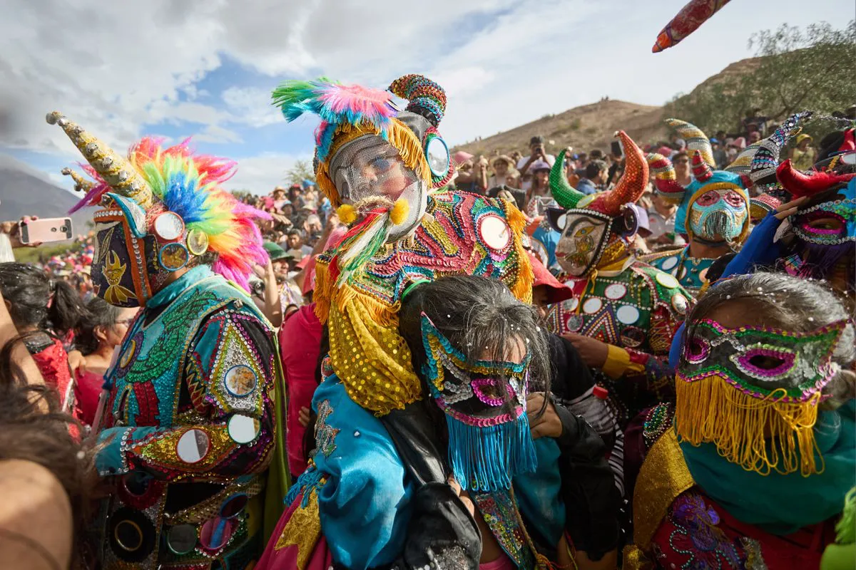 carnaval-jujuy-el-carnaval-humahuaca-se-caracteriza-sus-llamativos-colores Carnaval Jujuy