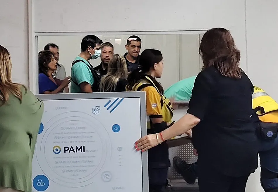 Jubilado intentó prenderse fuego en PAMI tras rechazo de medicación