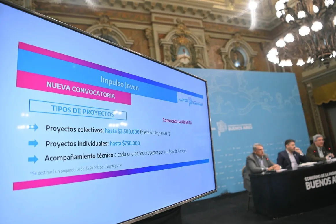 Bianco enfrenta a Milei: “No haremos el ajuste en Buenos Aires”