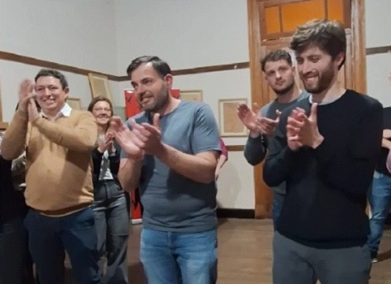 Bouvier festejó en Rojas.