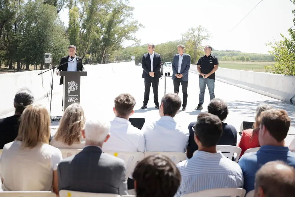 Boto junto a Kicillof en Luján.