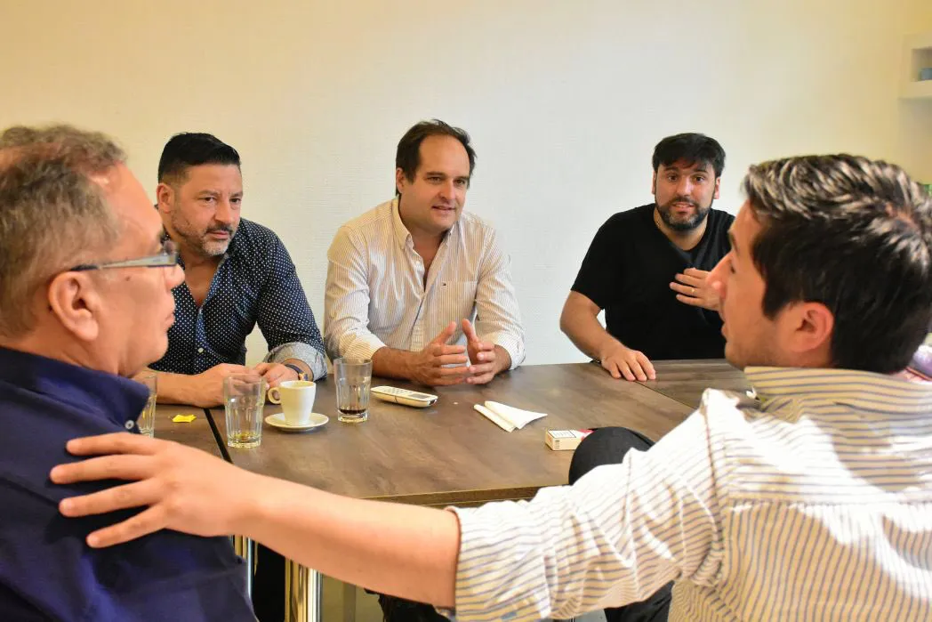 PJ: Menéndez se reunió con Bossio y va por Randazzo