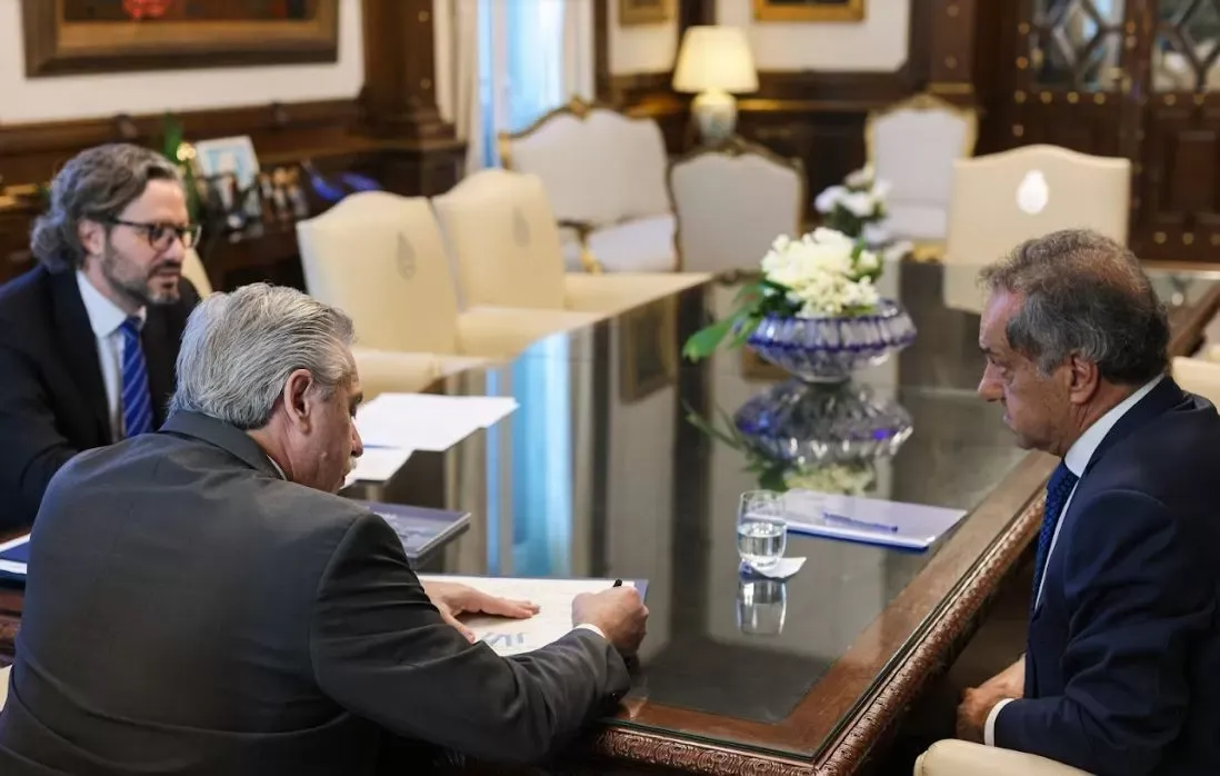 Alberto y Scioli se reunieron para analizar la agenda con Brasil