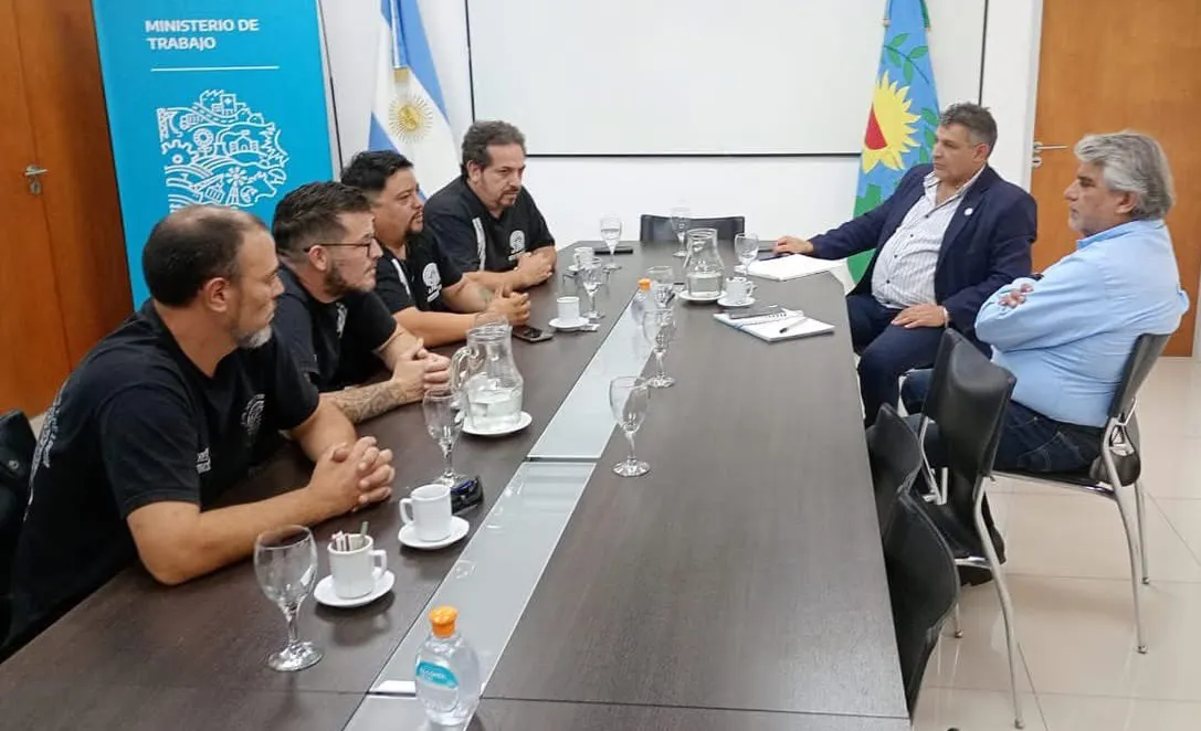 El conflicto en Pirelli escala: el Sindicato del Neumático denuncia aprietes y pide intervención del gobierno bonaerense