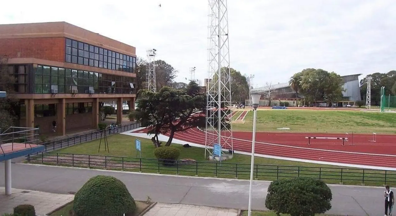 Vivona reclamó por el cierre del Cenard y acusó “ajuste al deporte”