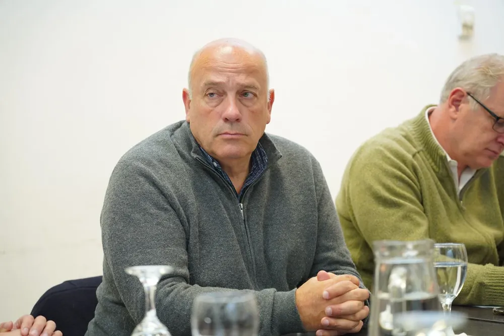 Andrés De Leo.