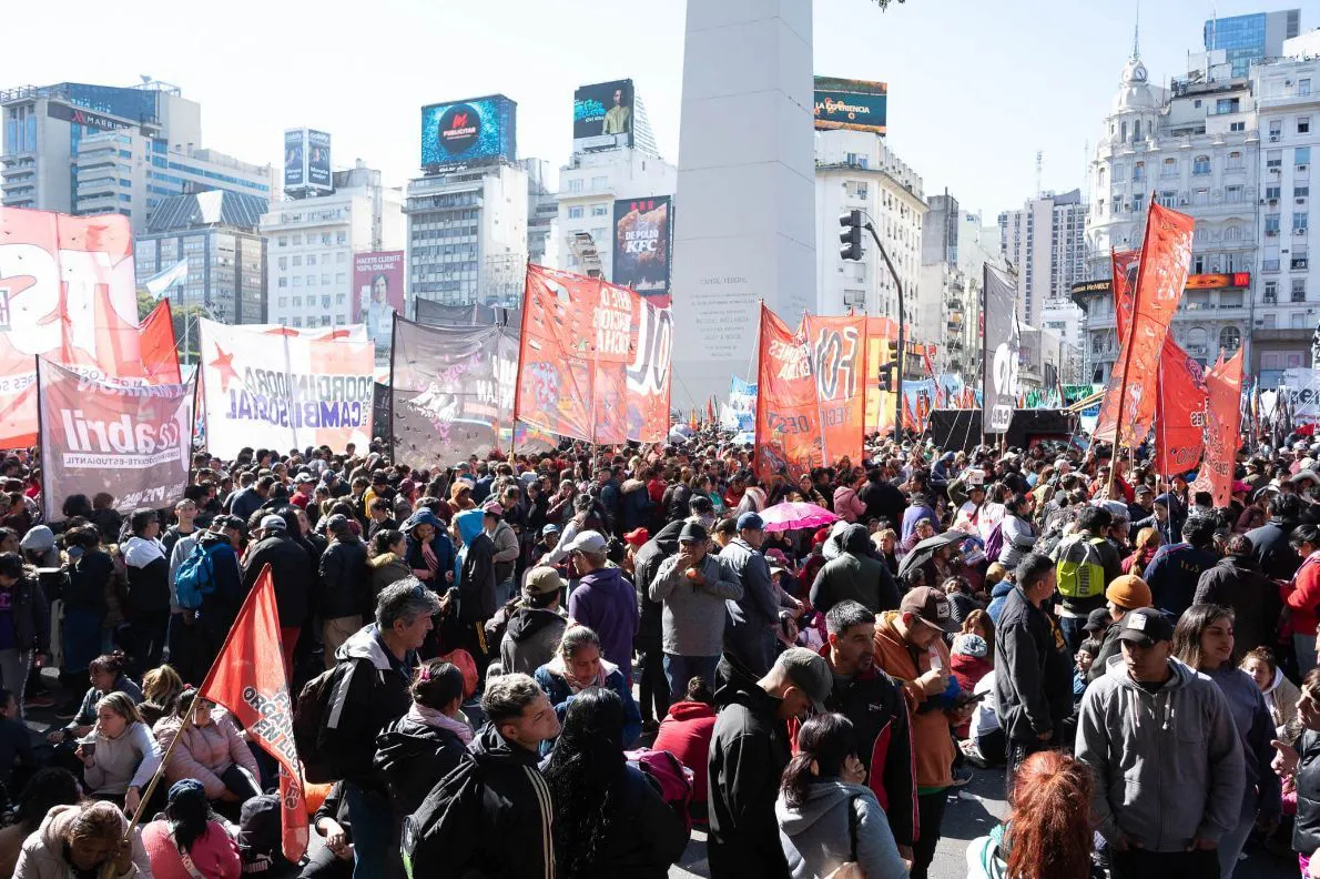 Los movimientos sociales se concentrarán en el Obelisco porteño
