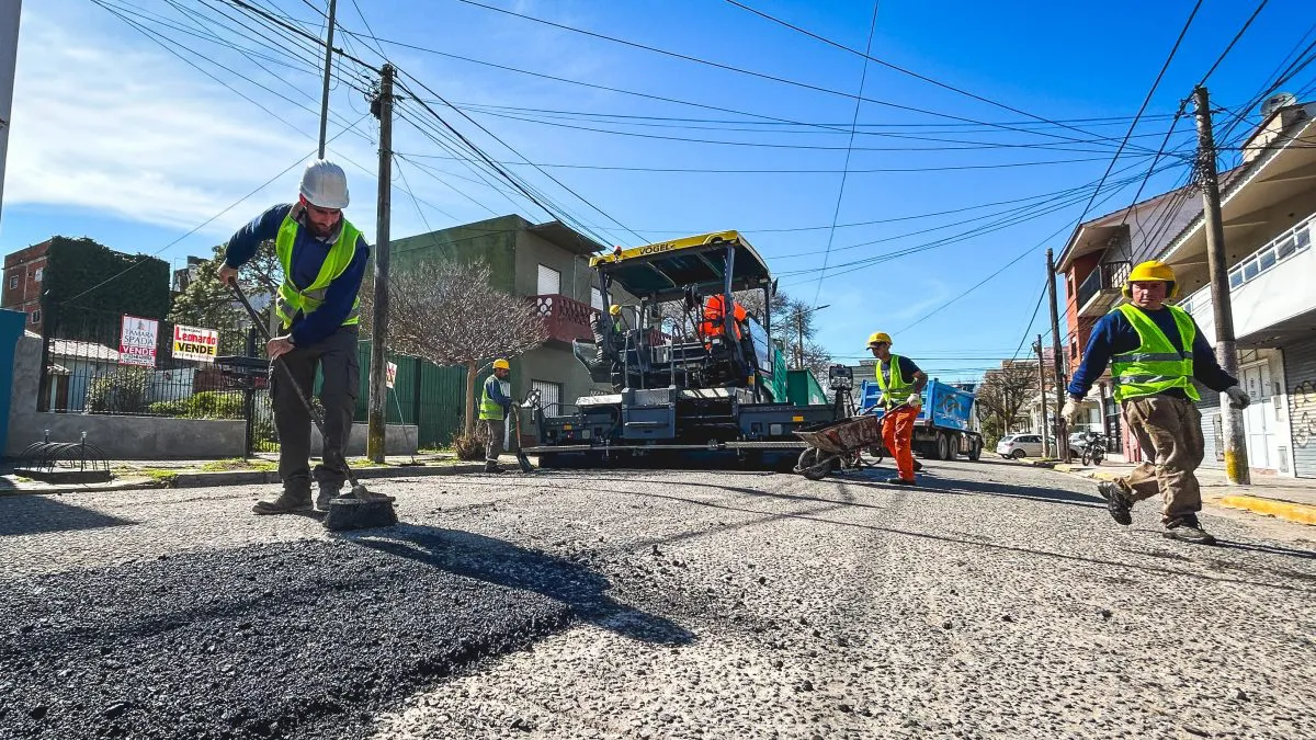 Plan Municipal de Bacheo y Asfalto En marcha los trabajos en Santa Teresita 2