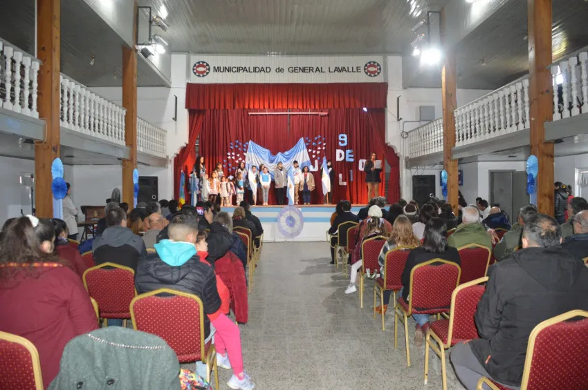 Acto por el 9 de Julio en la Casa de la Cultura de Lavalle.