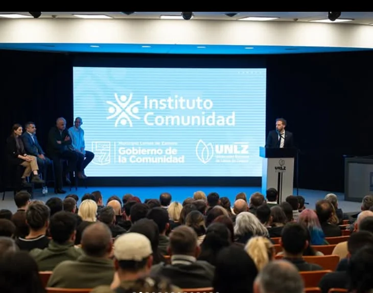 Otermín presentó el Instituto Comunidad 2