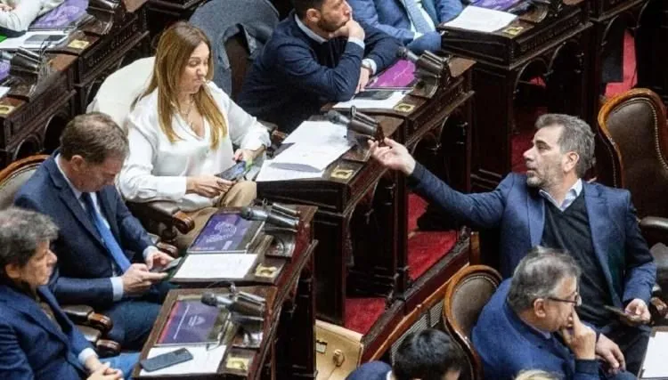 Dos diputados santafesinos se alejan del Pro y arman su propio bloque