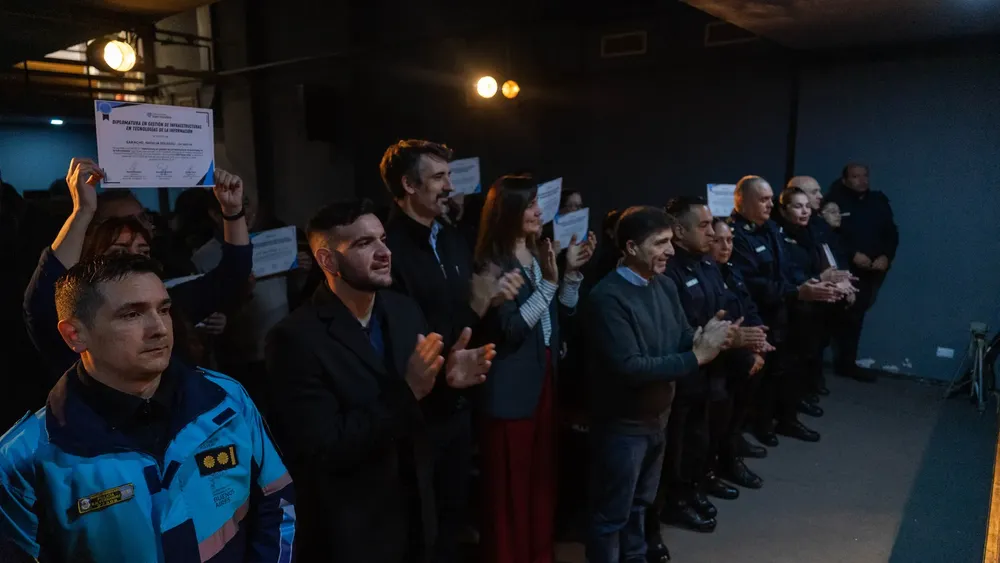 𝗘𝗻𝘁𝗿𝗲𝗴𝗮 𝗱𝗲 𝗗𝗶𝗽𝗹𝗼𝗺𝗮𝘀 𝗜𝗻𝘀𝘁. 𝗨𝗻𝗶𝘃. 𝗝𝘂𝗮𝗻 𝗩𝘂𝗰𝗲𝘁ich