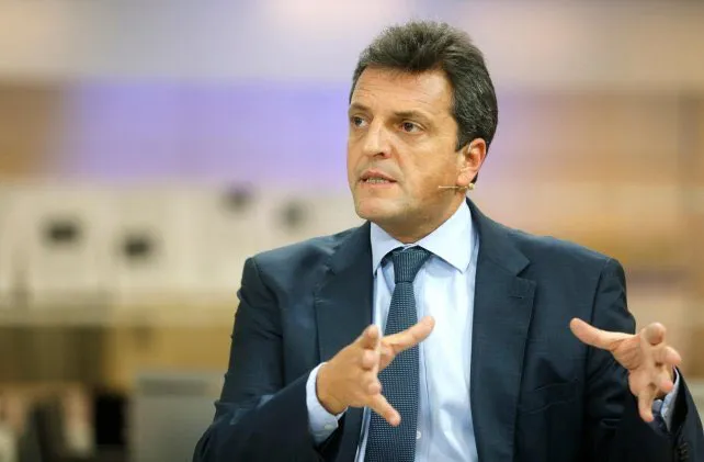 Massa suspendió por 180 días las designaciones en Diputados y analizará los últimos nombramientos