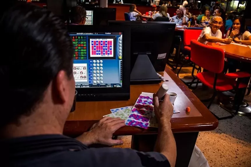 Crecen las apuestas online entre estudiantes secundarios y advierten sobre los riesgo de adiccion