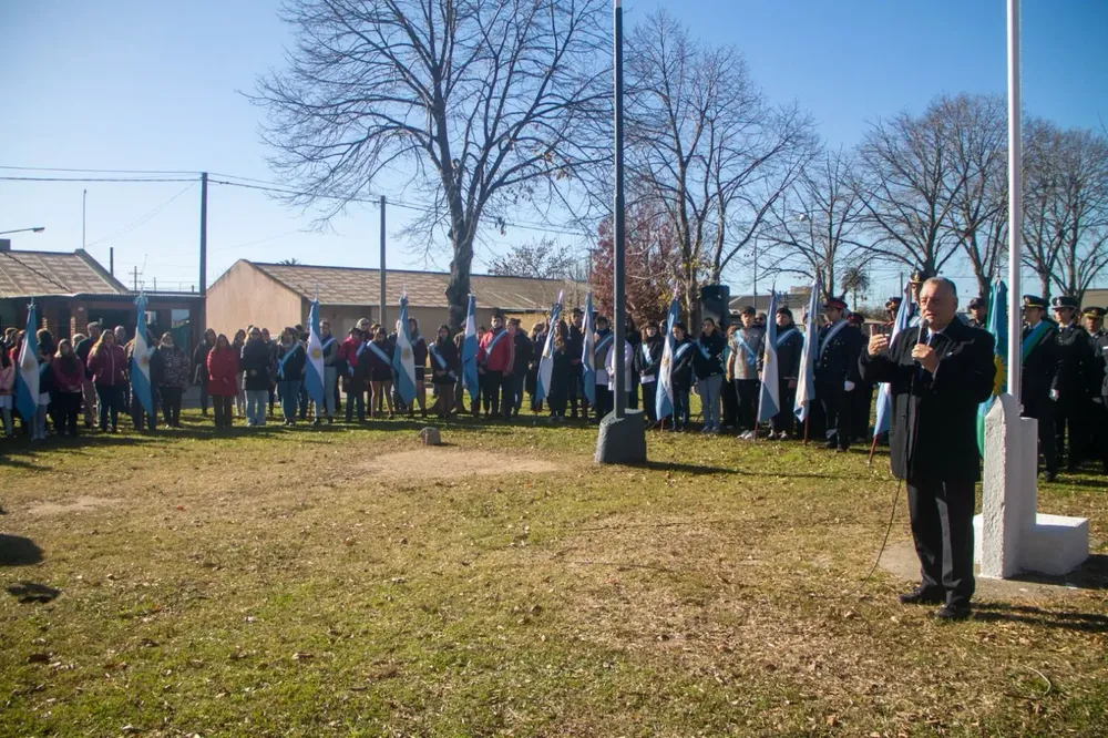 Gelené en el acto por el 25 de Mayo.