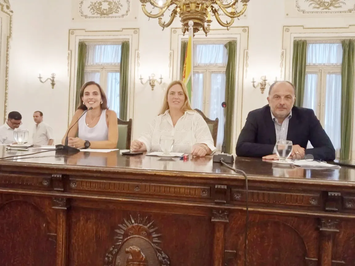 Garate inauguró sesiones en Tres Arroyos.