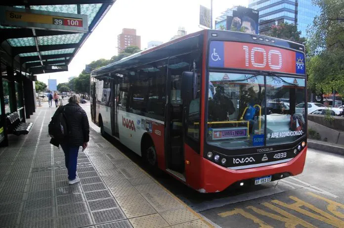 colectivo 20-05-2024 16.38
