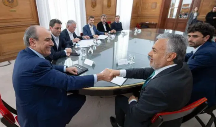 Francos y Cornejo firmaron el acuerdo