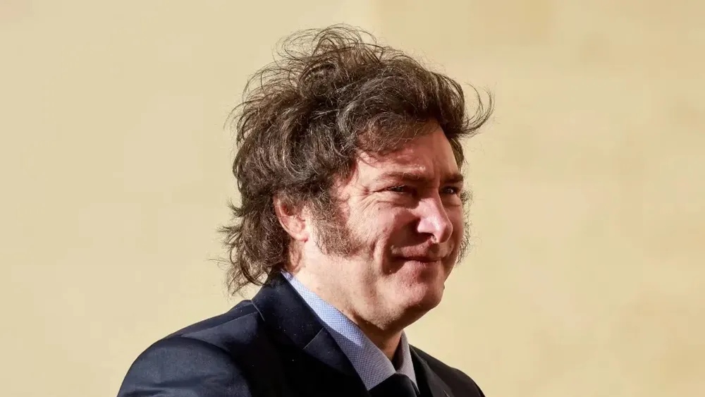 Javier Milei pelos al viento Javier Milei