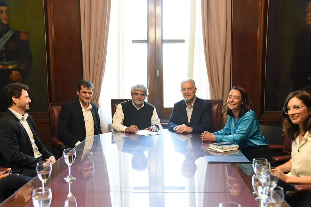 La Plata lanza su Escuela Municipal de Gobierno con enfoque en democracia y derechos humanos 2