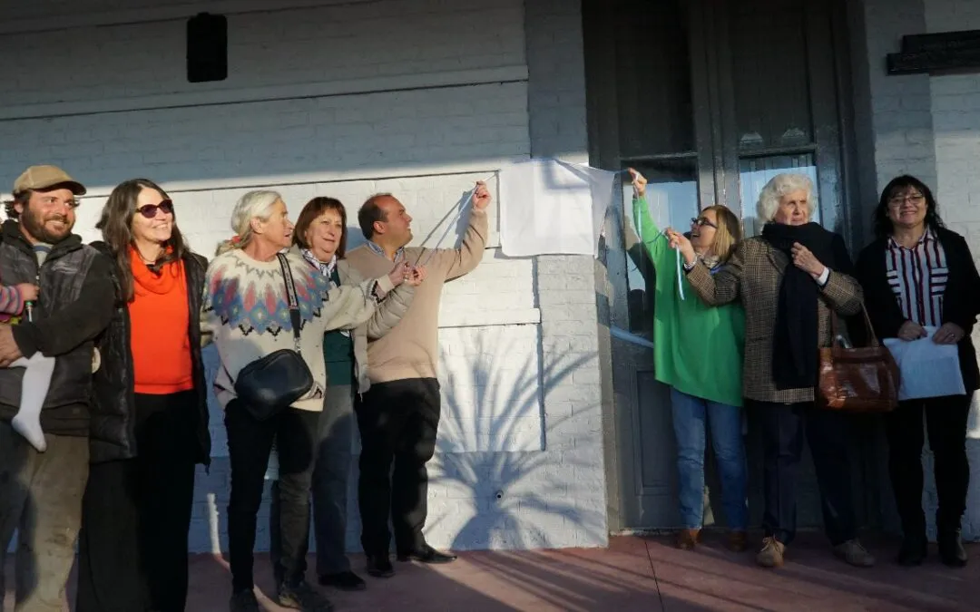 Con amplio acompañamiento vecinal, Recoulat presentó la renovación de la Estación y la nueva Biblioteca