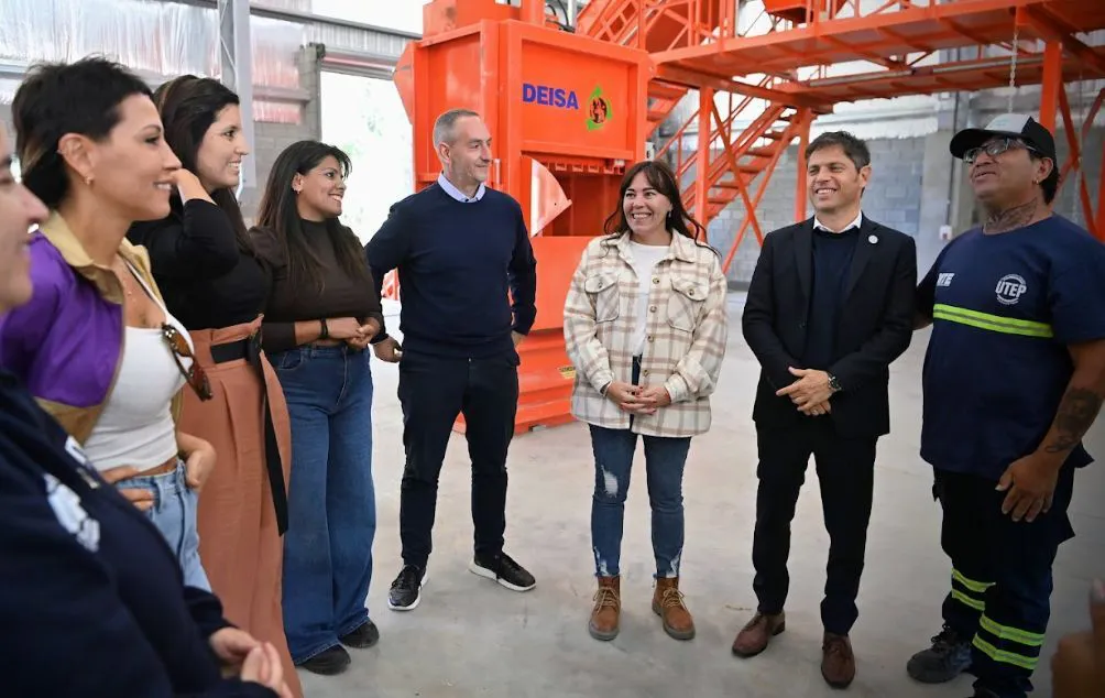 El gobernador durante su recorrida