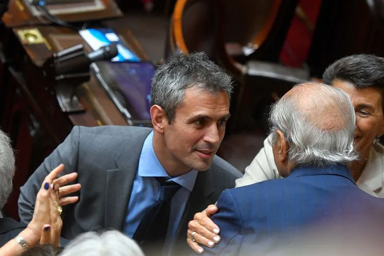 Diputados votaron en particular la Ley Bases.