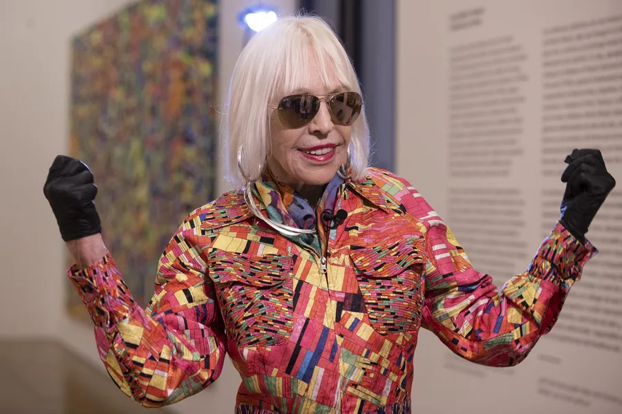 Marta Minujín en contra del cierre del Fondo Nacional de las Artes.