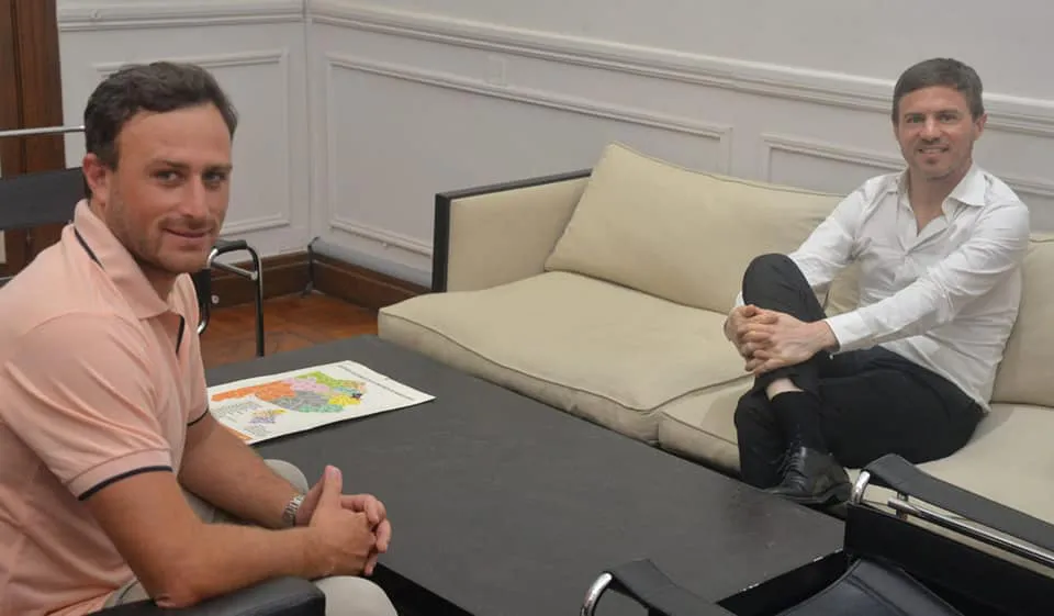 Intendente Ralinqueo compartió agenda de trabajo con el ministro Costa