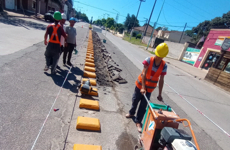 Avanzan las obras en Avenida Merlassino.