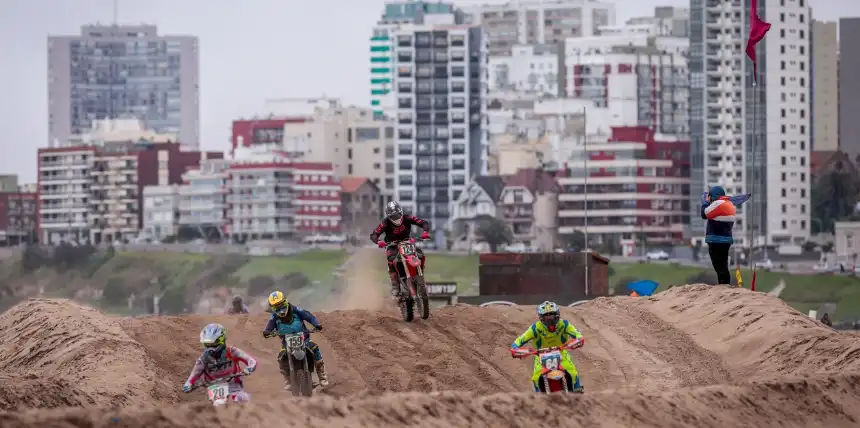 Miles de personas disfrutaron del Enduro de Invierno.