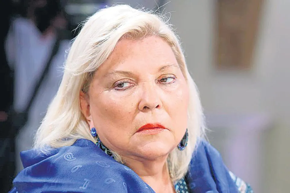 Elisa Carrio llamo a asumir errores y responsabilidades y pidio un nuevo contrato moral