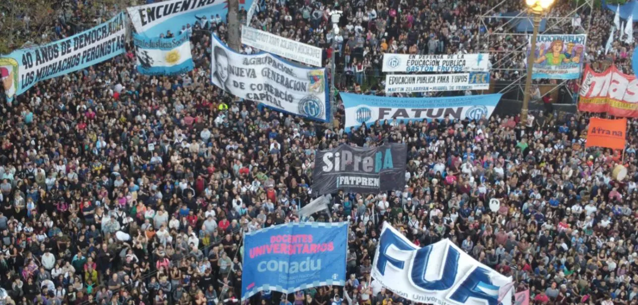 Las principales ciudades de la Argentina fueron el escenario de la movilización popular