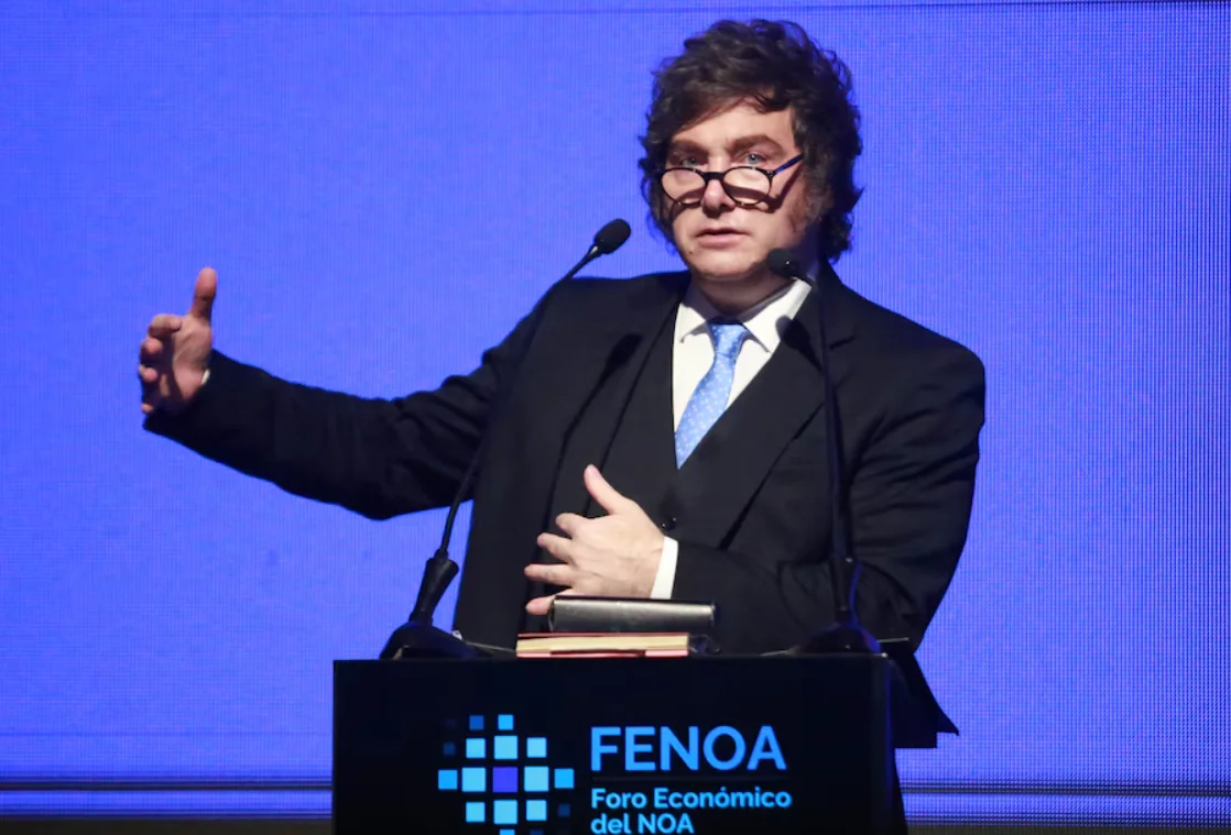 Con el Gobierno bajo la lupa, Milei insistió en los “valores morales”