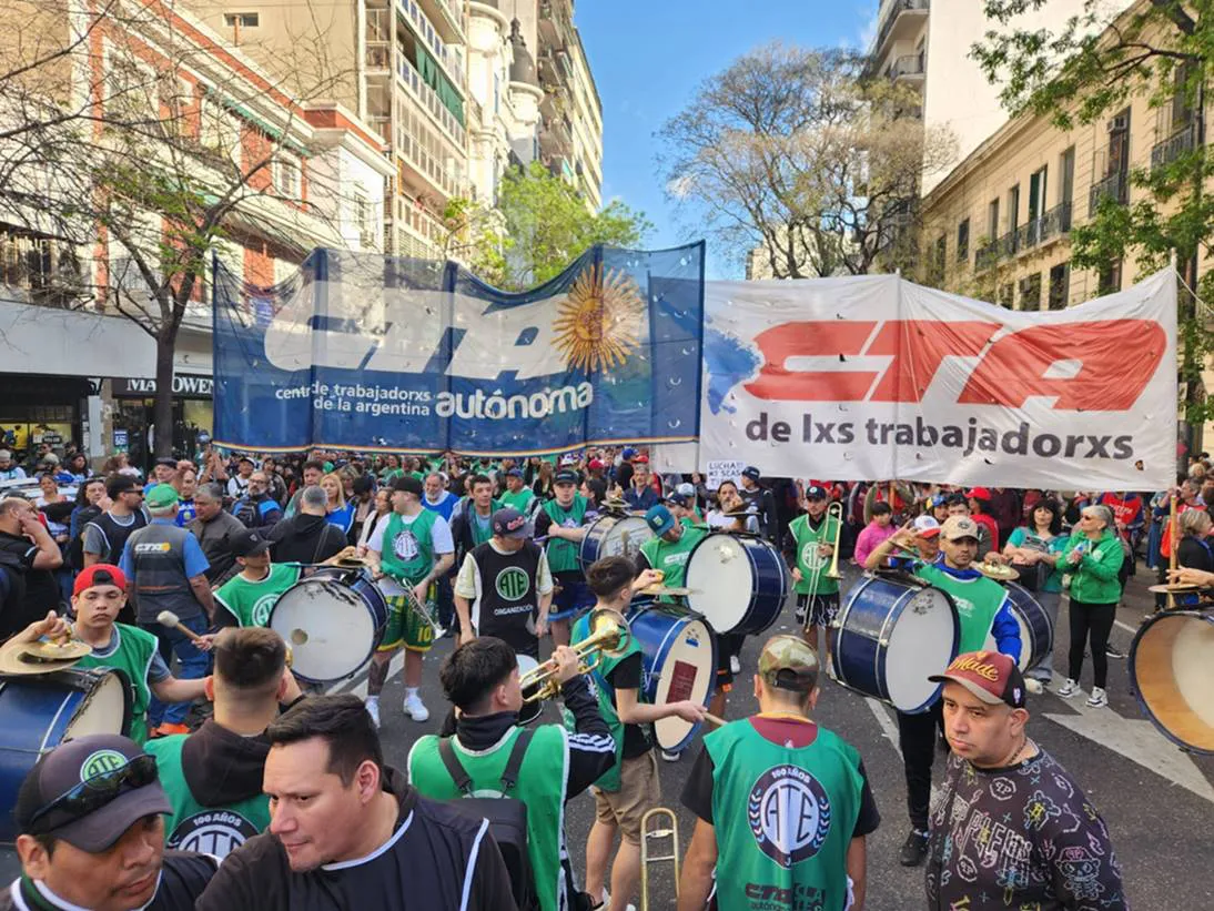 CTA y ATE marchan por una 