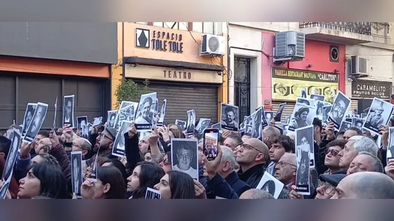 Los familiares se manifestaron a tres décadas del atentado