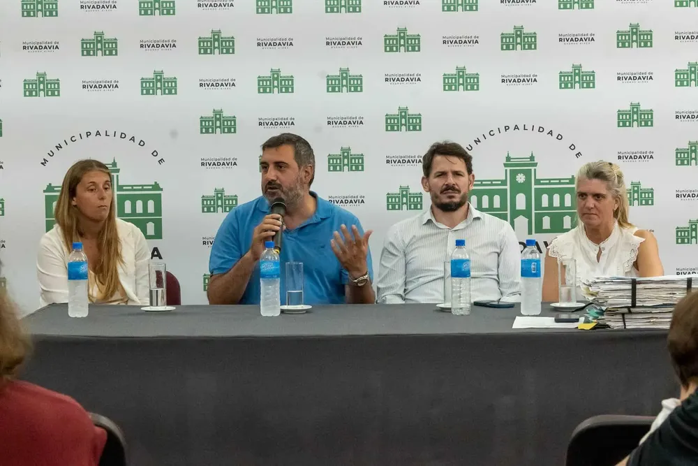 Se firmaron escrituras en Rivadavia. (1)