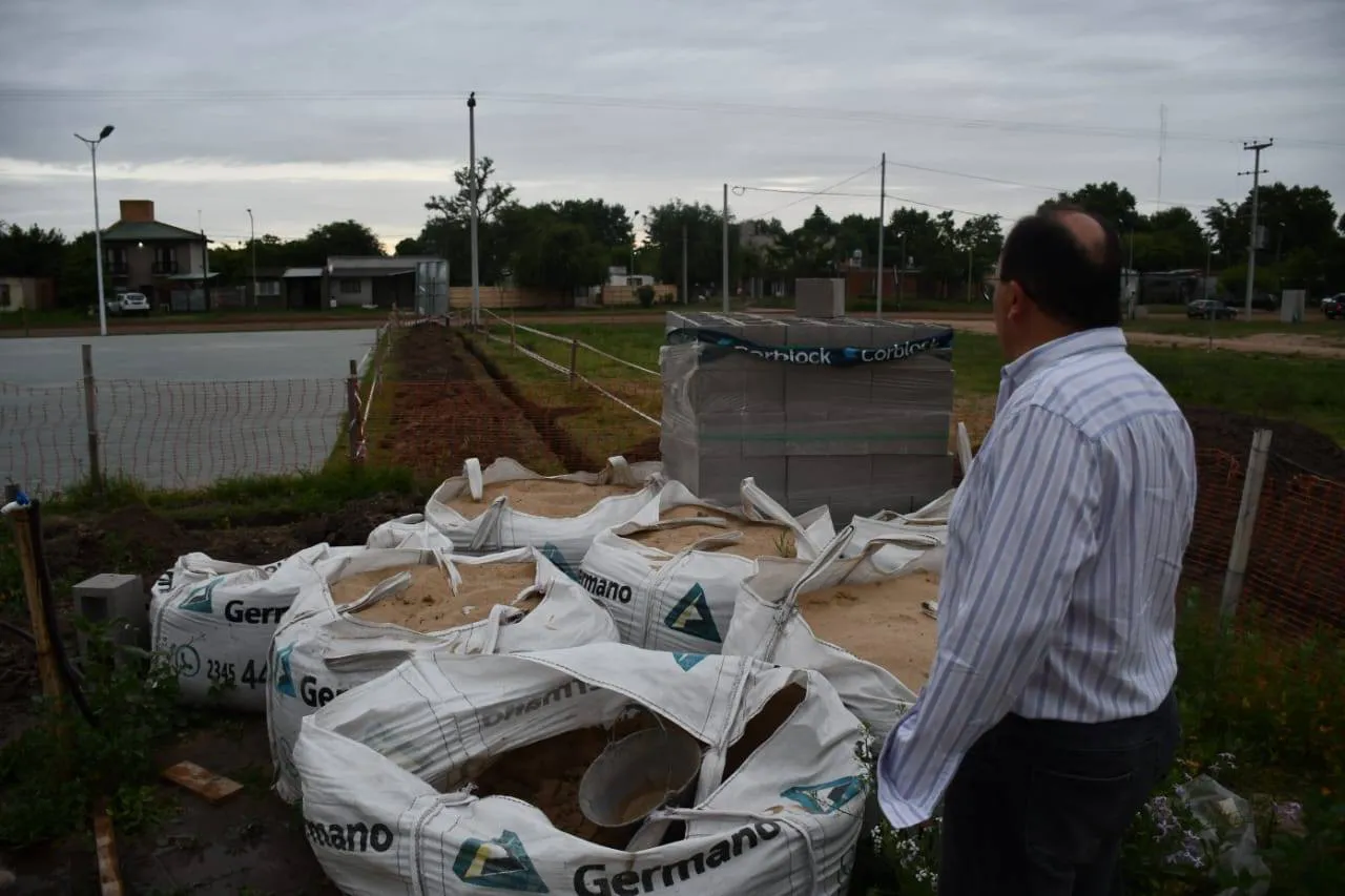 Salomón supervisó obras en Saladillo 2