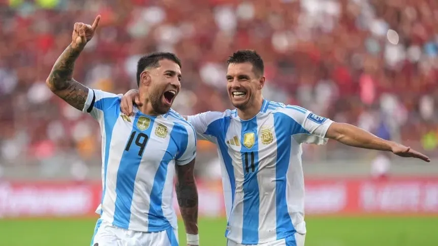 Nicolas Otamendi y Giovanni Lo Celso