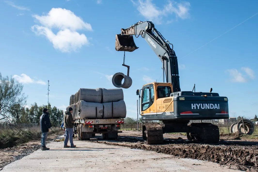 La obra del pluvial en calle 46 sigue en marcha