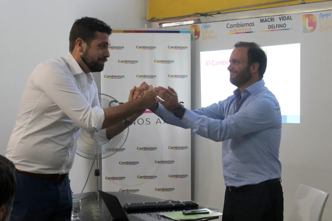 Suárez apuntaló dirigentes y pidió “estar cerca de los que más nos necesitan”