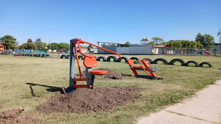 El Municipio realiza la puesta en valor de las plazas del barrio San Jorge y San Cayetano